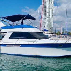 Private Yacht Party 4 Hours (15 Person)